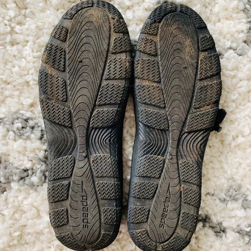 Speedo Water Shoes - Picture 4 of 8